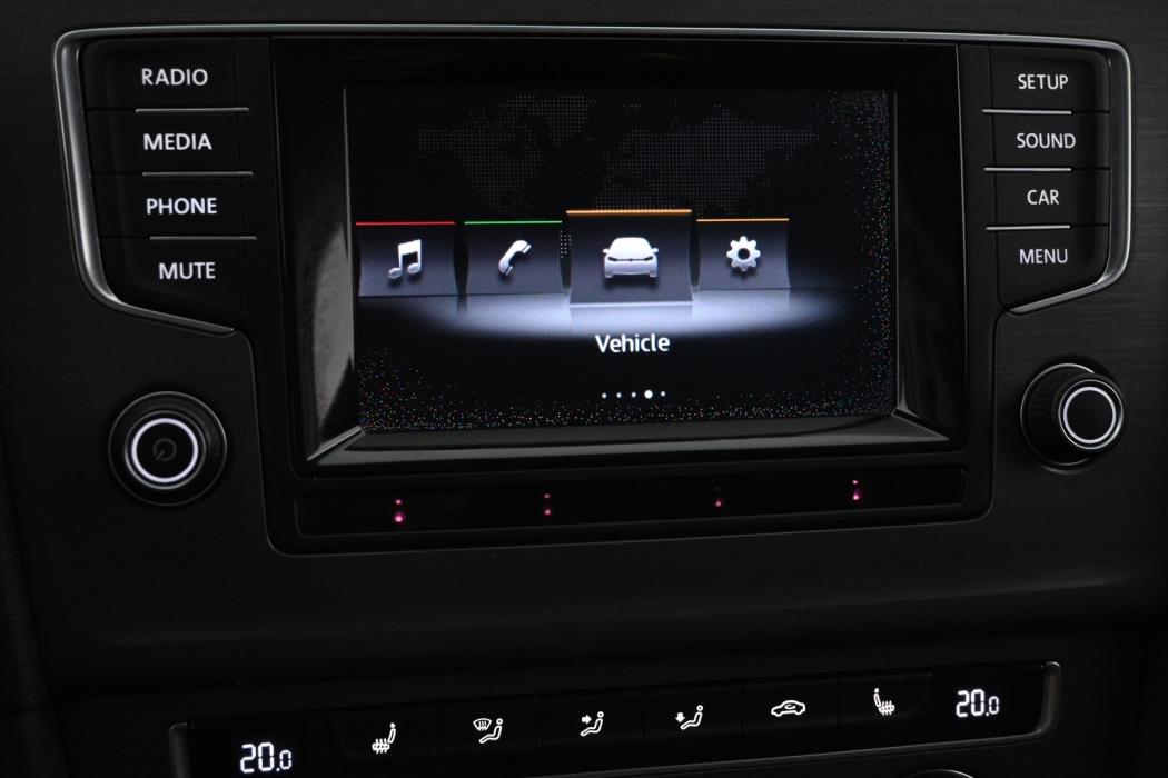 VOLKSWAGEN Golf 2013