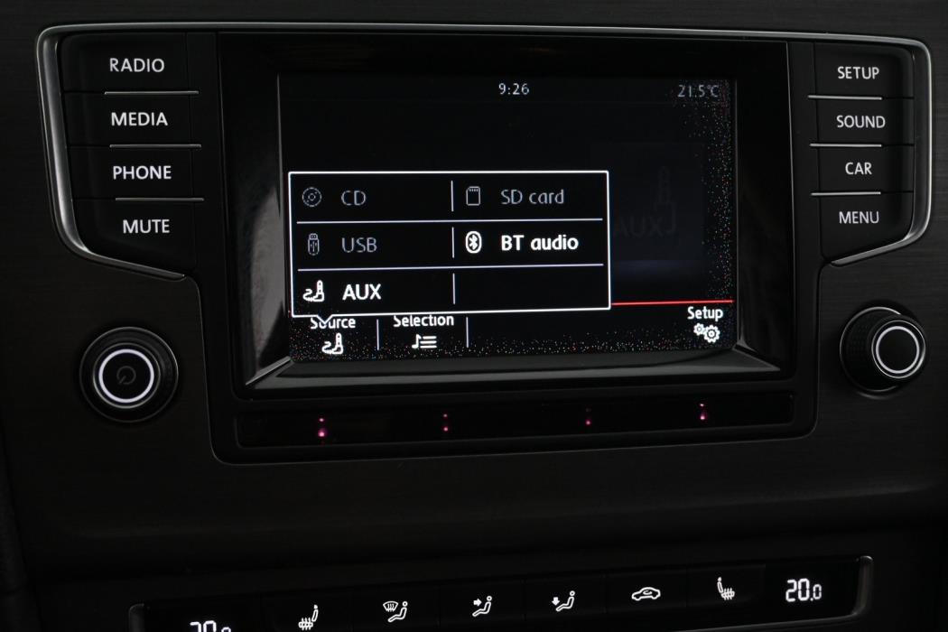 VOLKSWAGEN Golf 2013