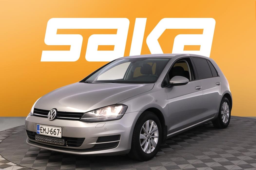 VOLKSWAGEN Golf 2013
