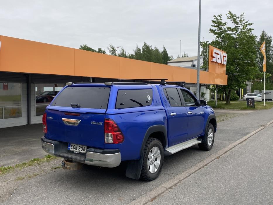 TOYOTA Hilux 2017