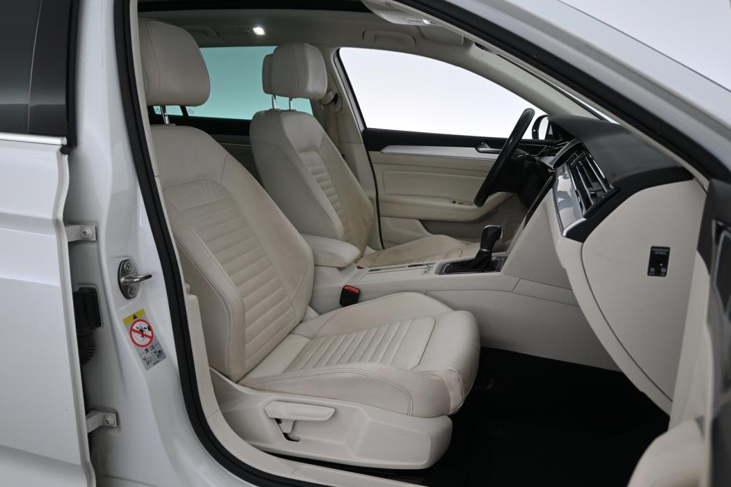 VOLKSWAGEN Passat 2018