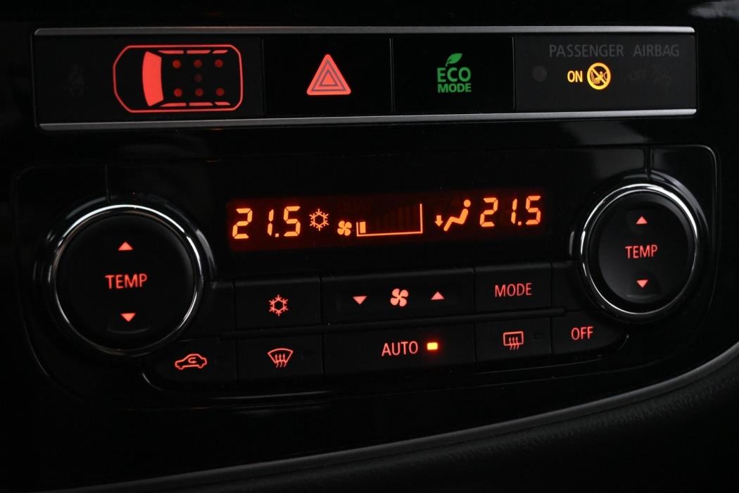 MITSUBISHI Outlander PHEV 2019