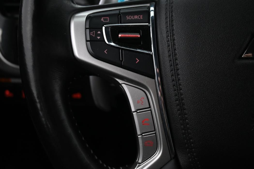 MITSUBISHI Outlander PHEV 2019