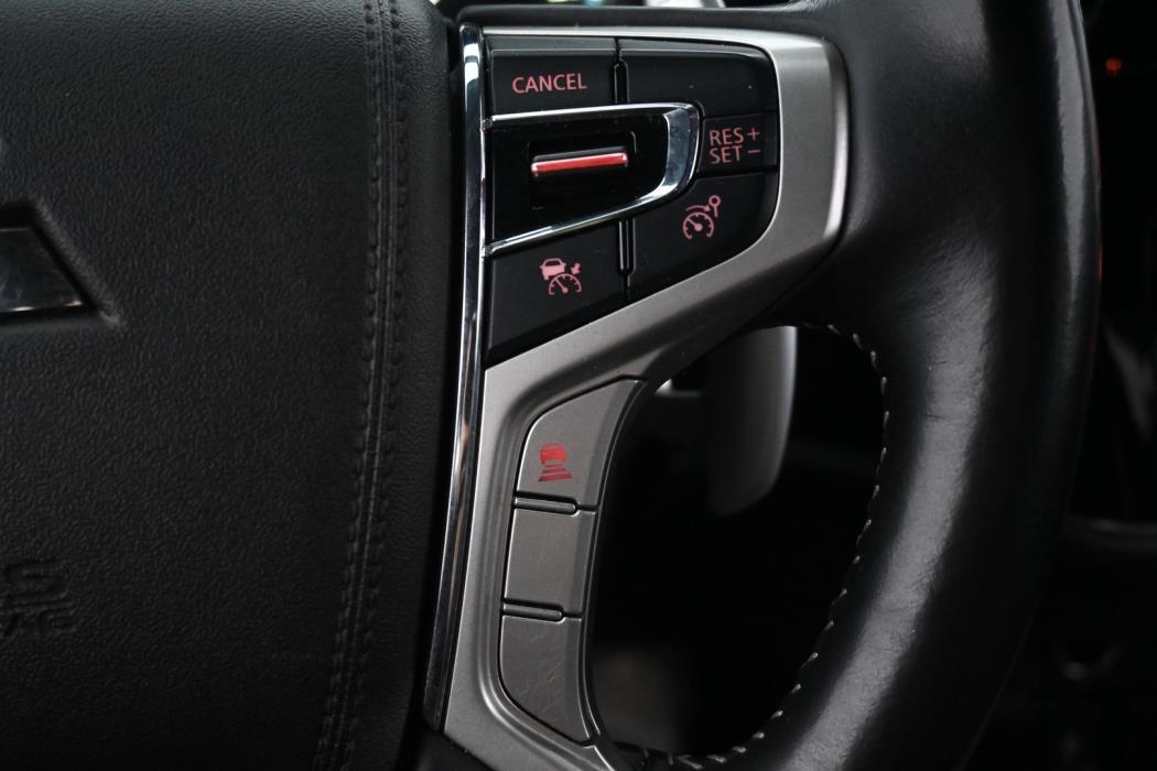 MITSUBISHI Outlander PHEV 2019