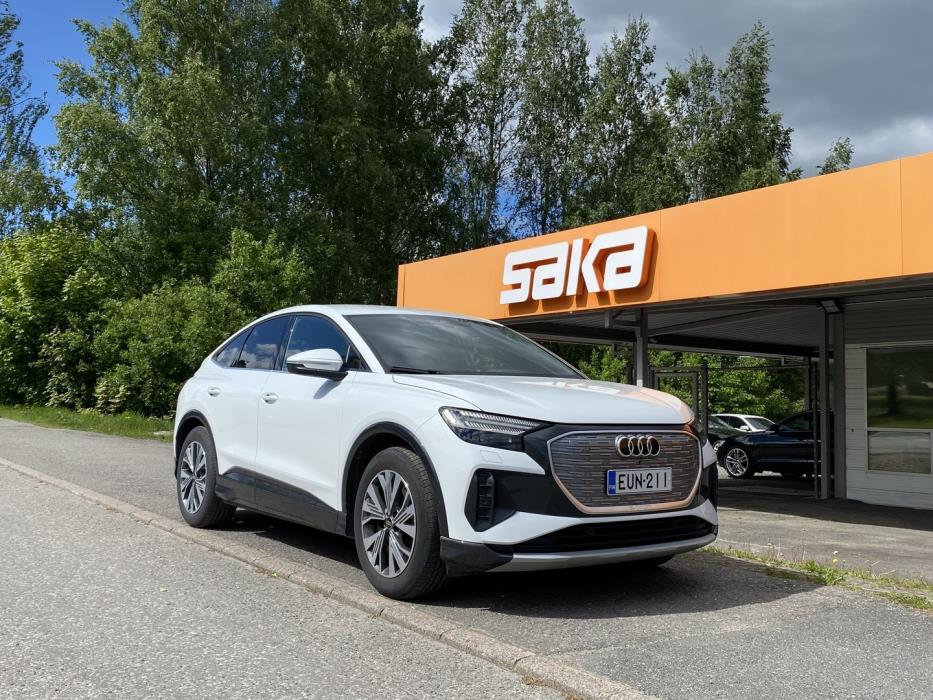 AUDI Q4 e-tron 2023