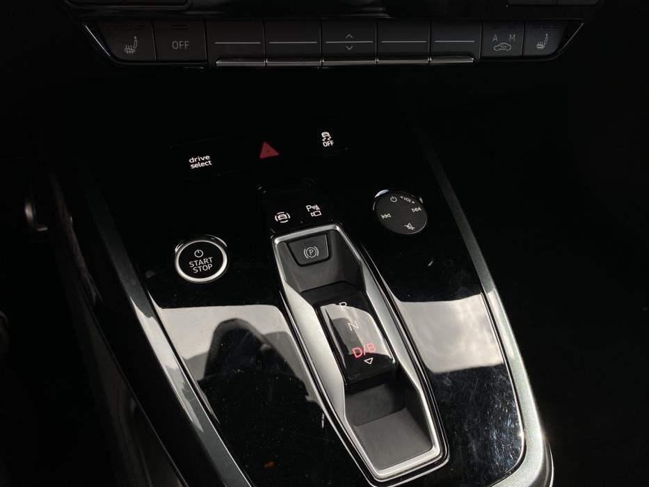 AUDI Q4 e-tron 2023
