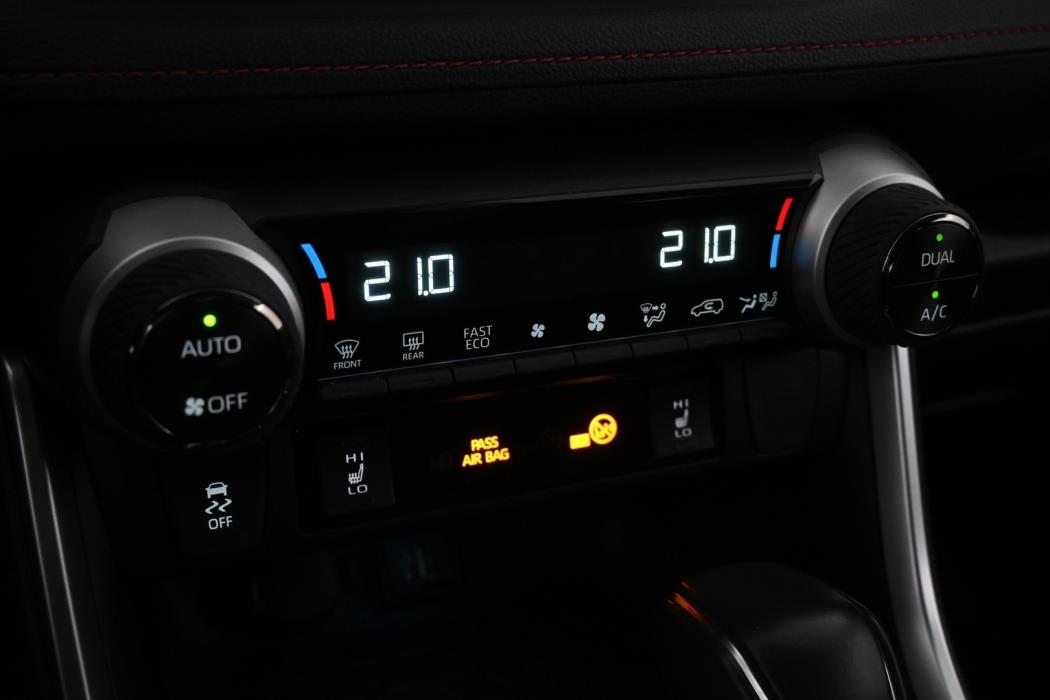 TOYOTA RAV4 Plug-in 2023