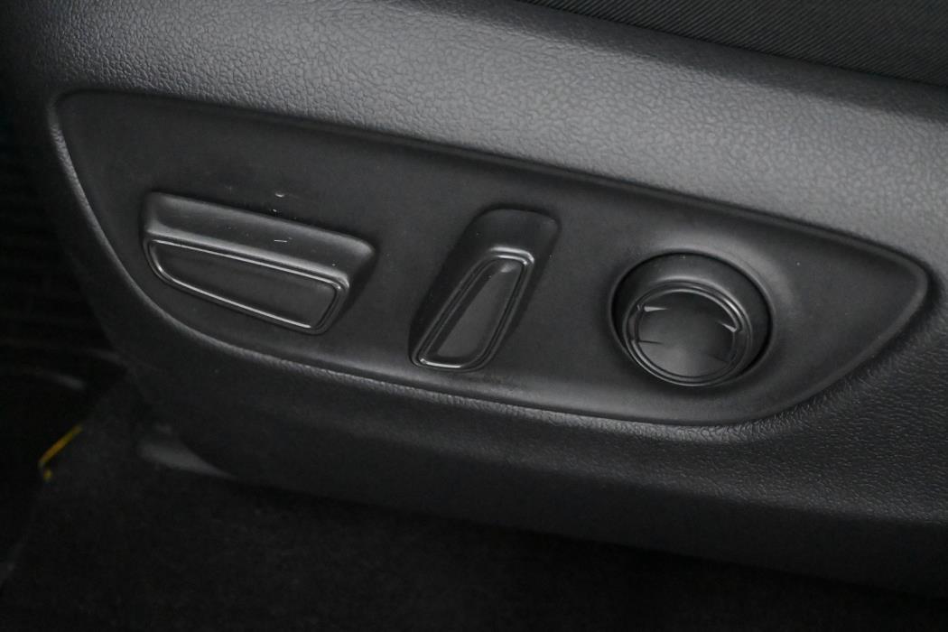 TOYOTA RAV4 Plug-in 2023