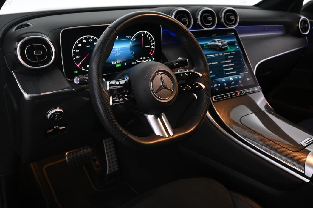 MERCEDES-BENZ GLC 2024