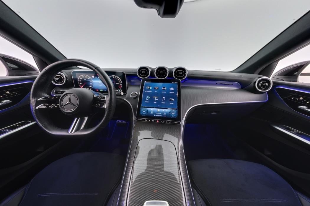 MERCEDES-BENZ GLC 2024