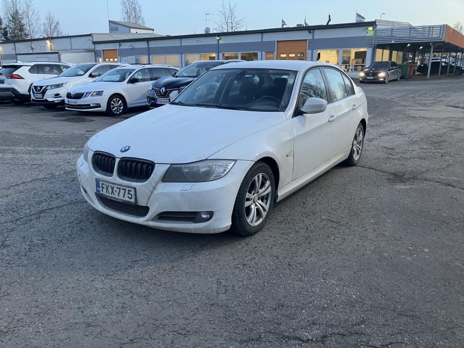 BMW 318 2009