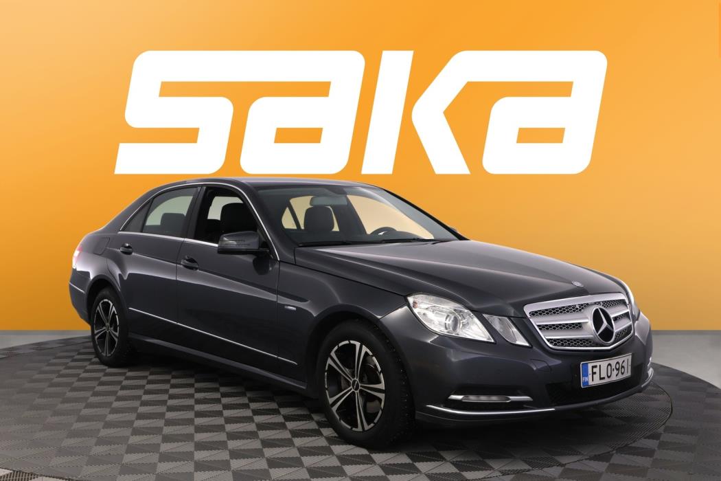 MERCEDES-BENZ E 2012