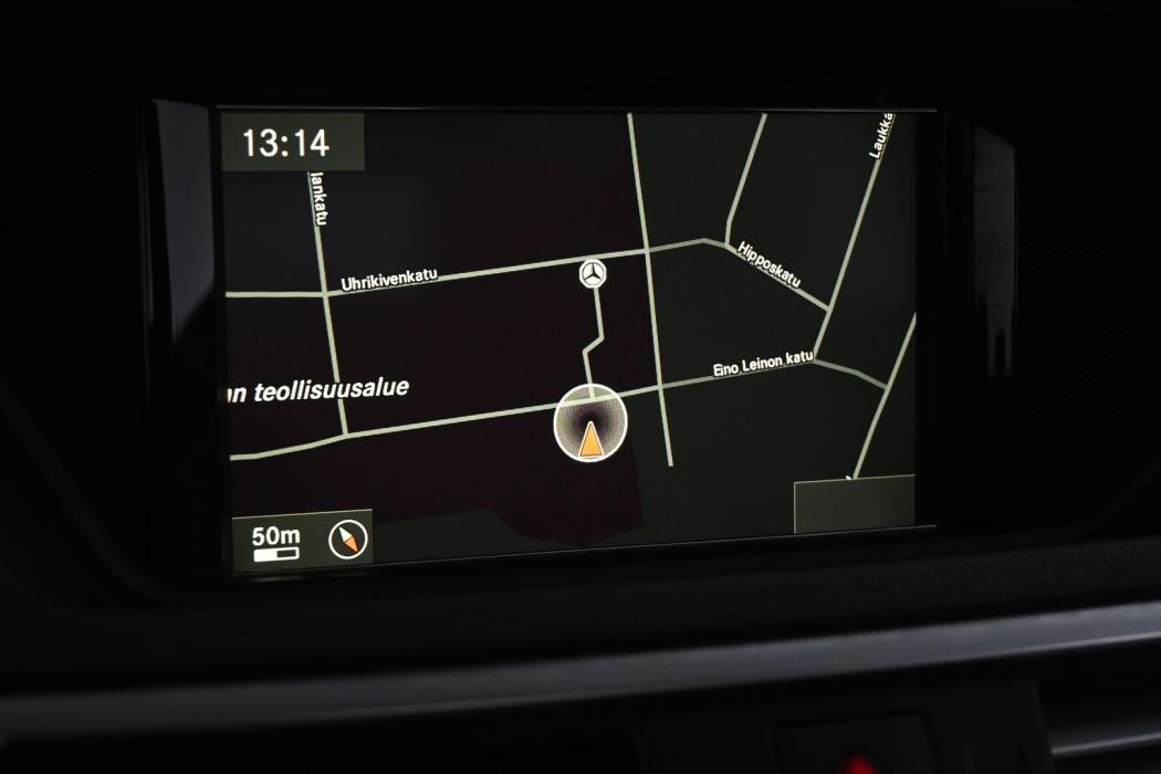 MERCEDES-BENZ E 2012