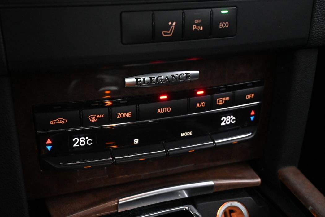 MERCEDES-BENZ E 2012