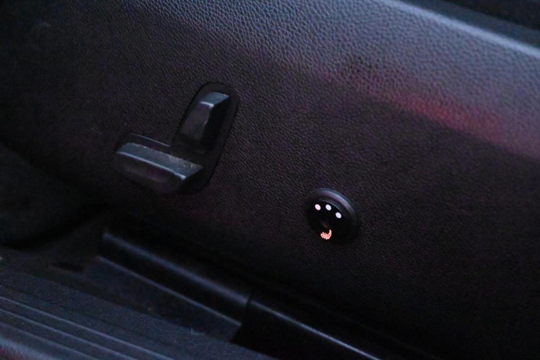 MERCEDES-BENZ E 2012