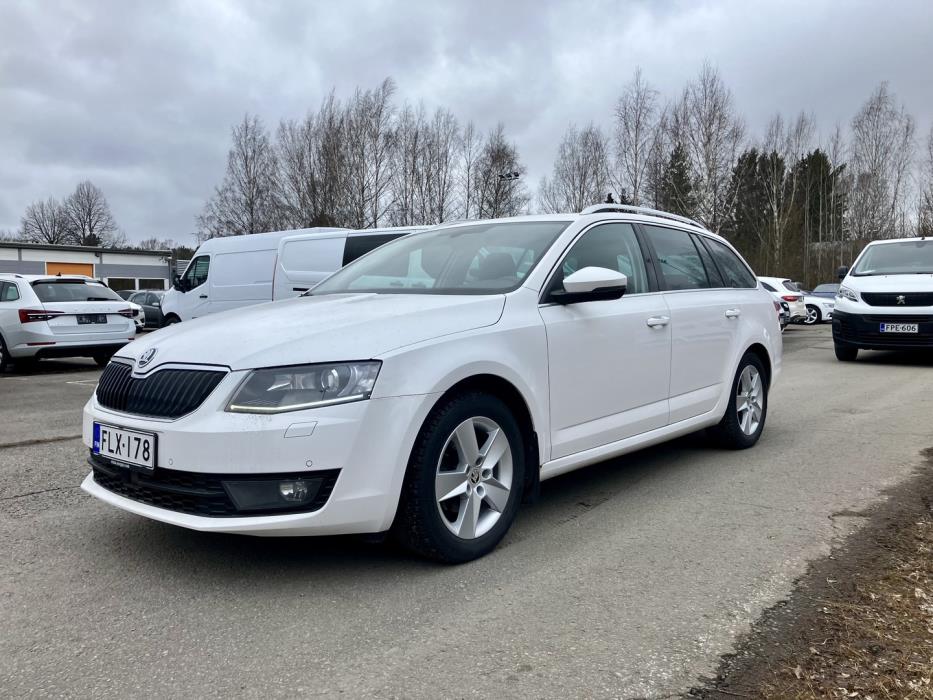 SKODA Octavia 2016