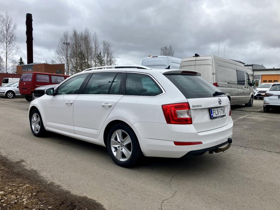 SKODA Octavia 2016