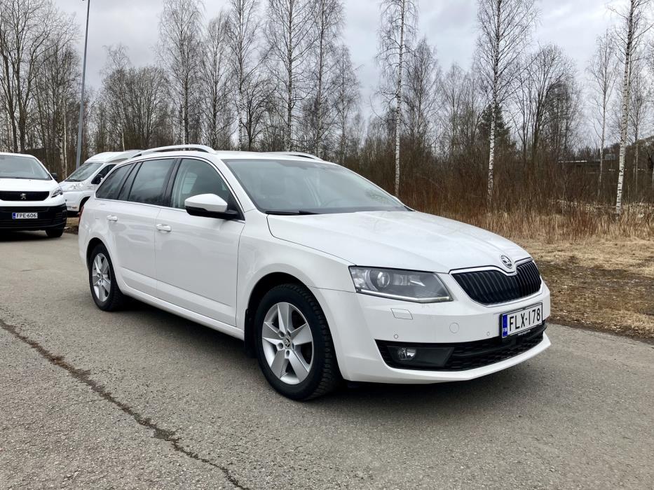 SKODA Octavia 2016