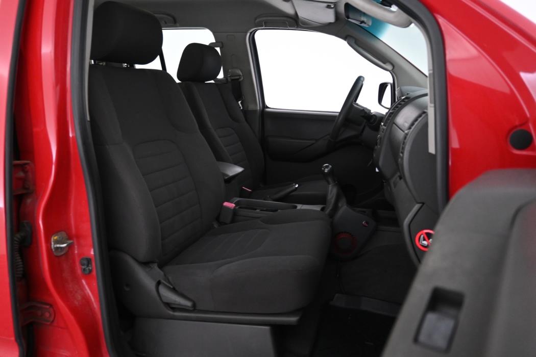 NISSAN Navara 2008