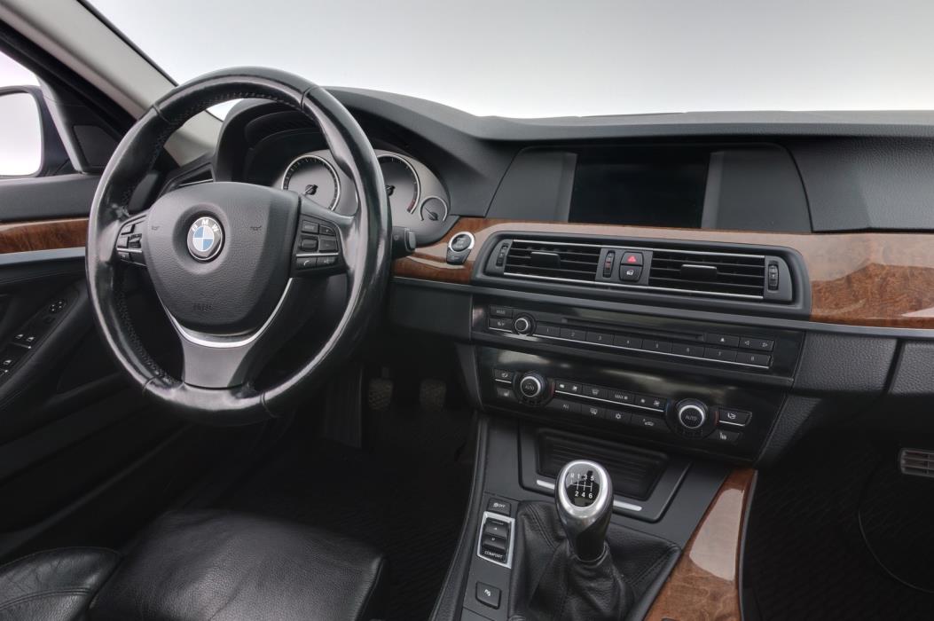 BMW 520 2012
