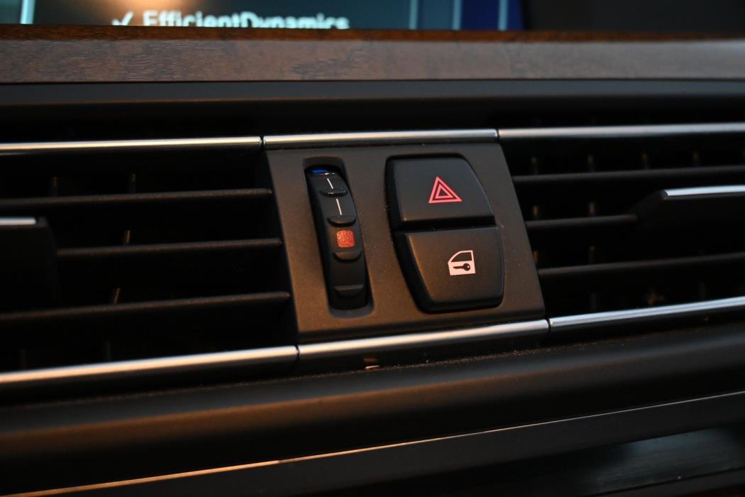 BMW 520 2012
