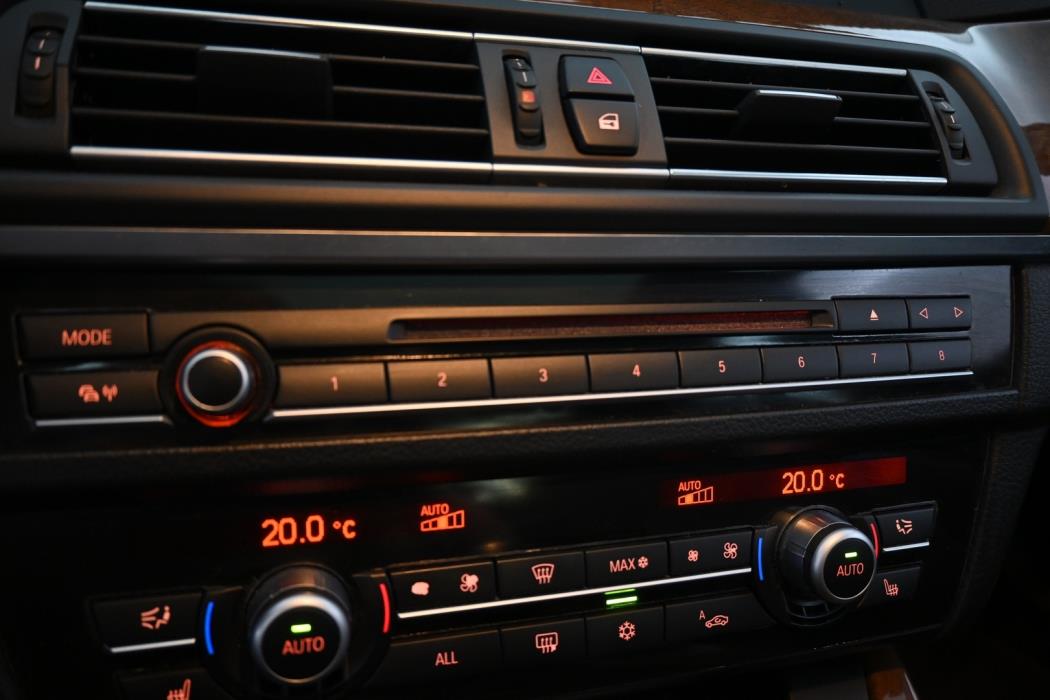 BMW 520 2012