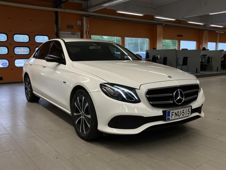 MERCEDES-BENZ E 2019