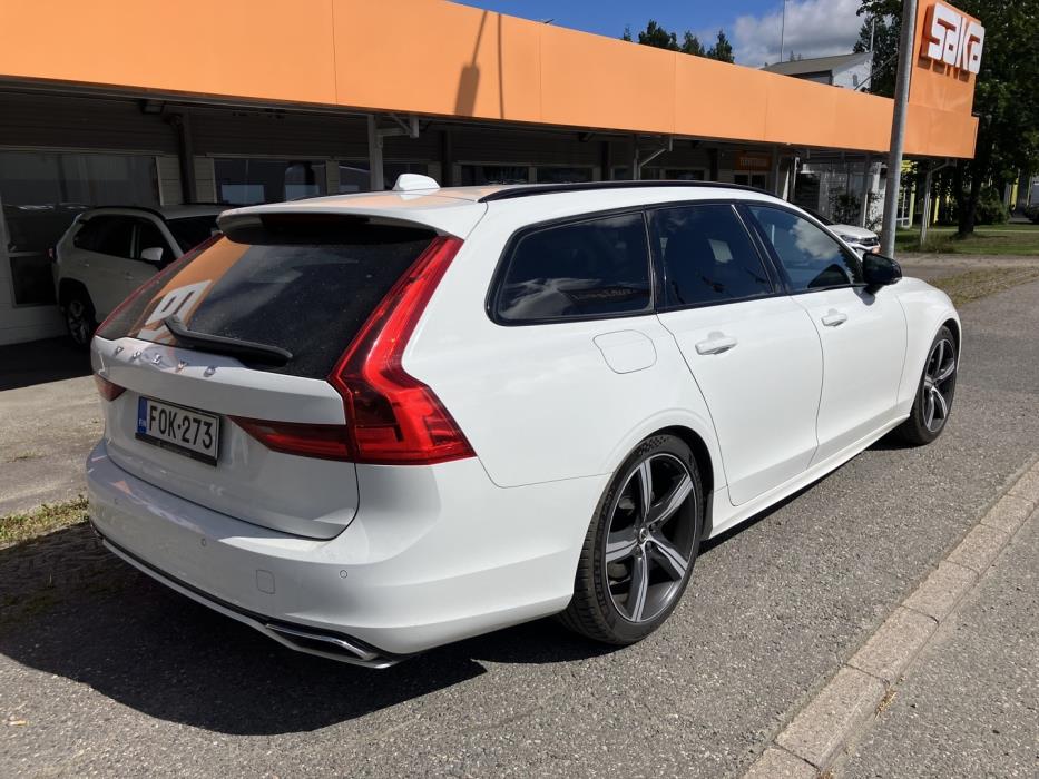 VOLVO V90 2020