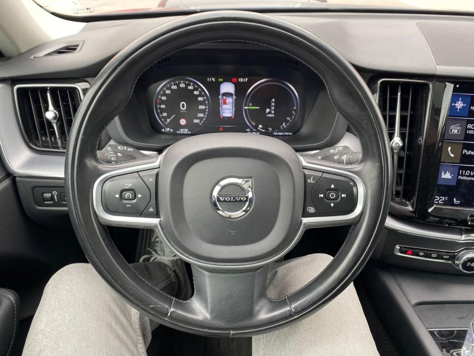 VOLVO XC60 2019