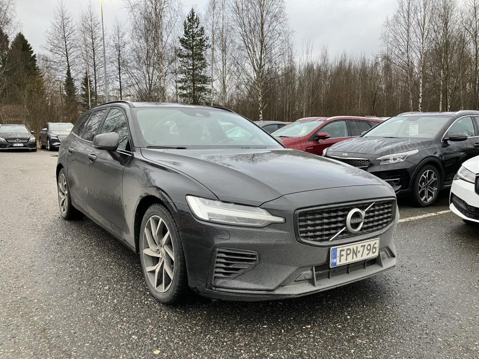 VOLVO V60 2021