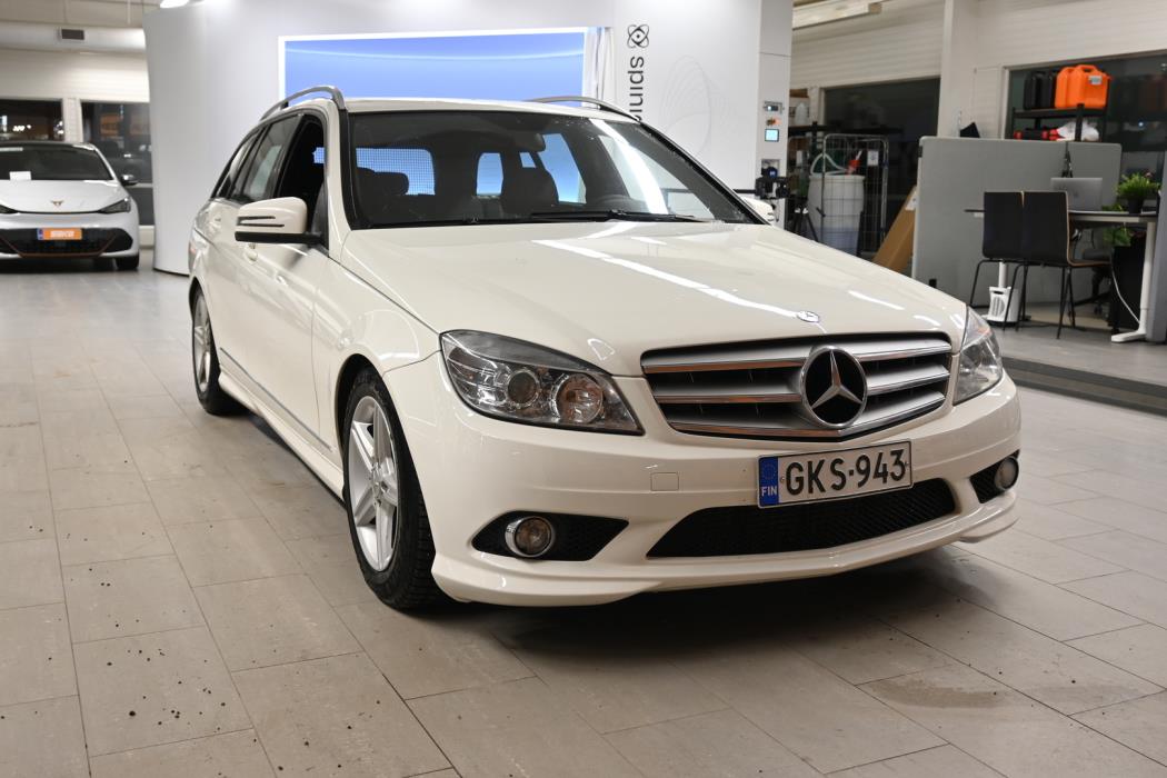 MERCEDES-BENZ C 2010