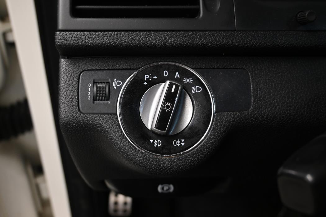 MERCEDES-BENZ C 2010