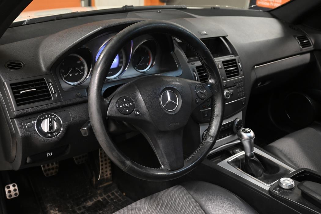 MERCEDES-BENZ C 2010