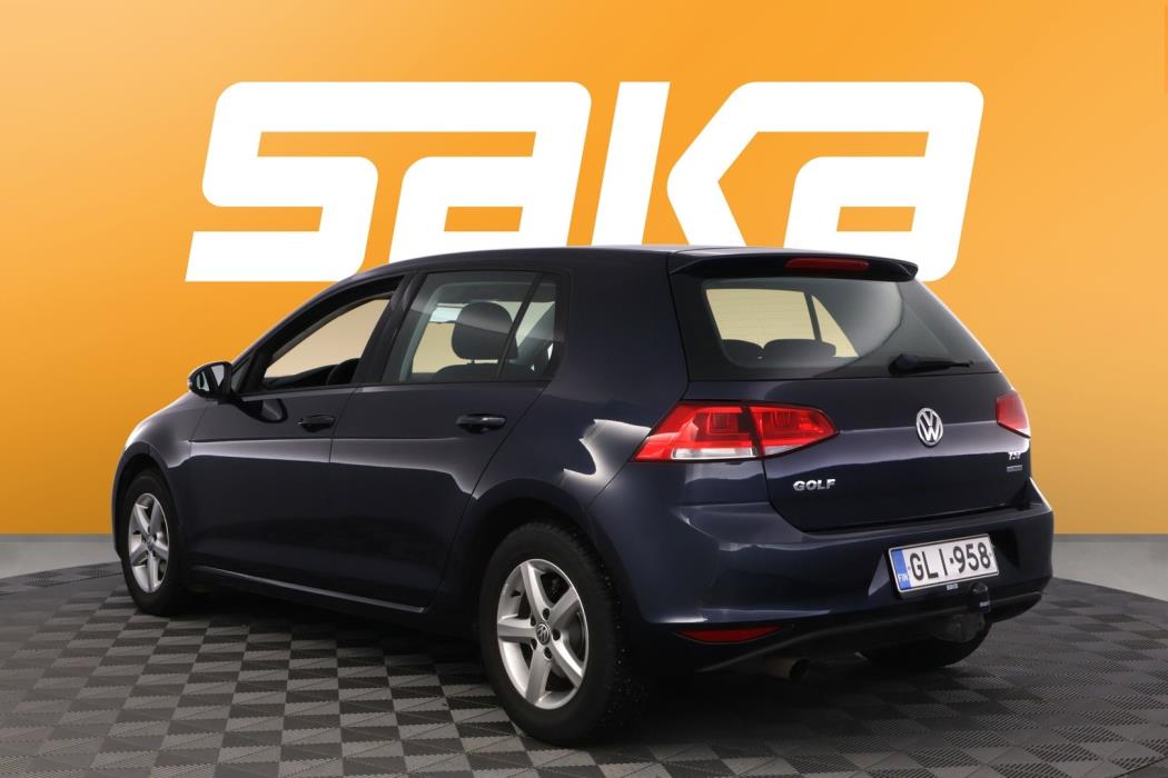VOLKSWAGEN Golf 2014