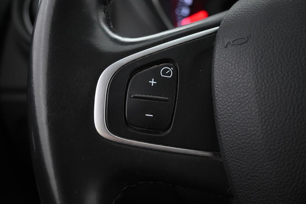 RENAULT Captur 2018