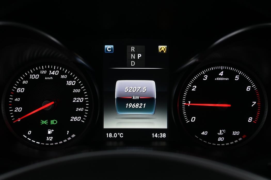 MERCEDES-BENZ C 2017