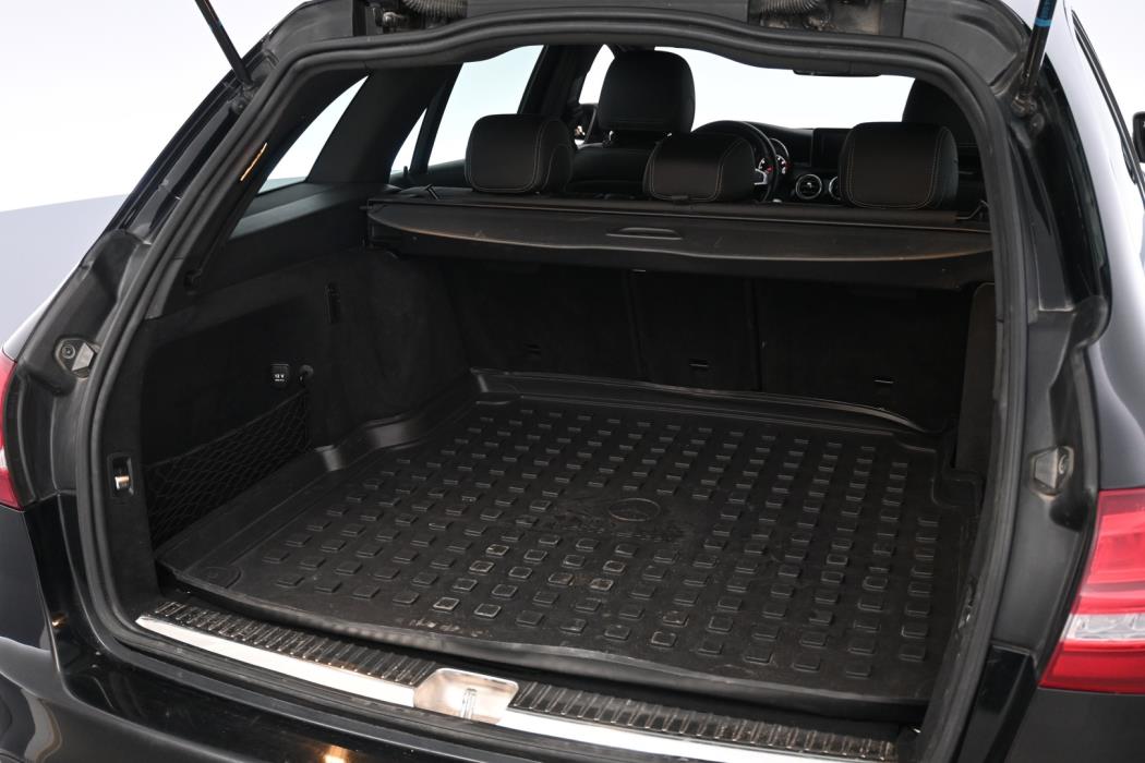 MERCEDES-BENZ C 2017