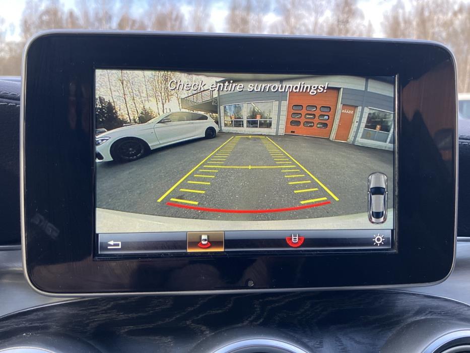 MERCEDES-BENZ C 2016