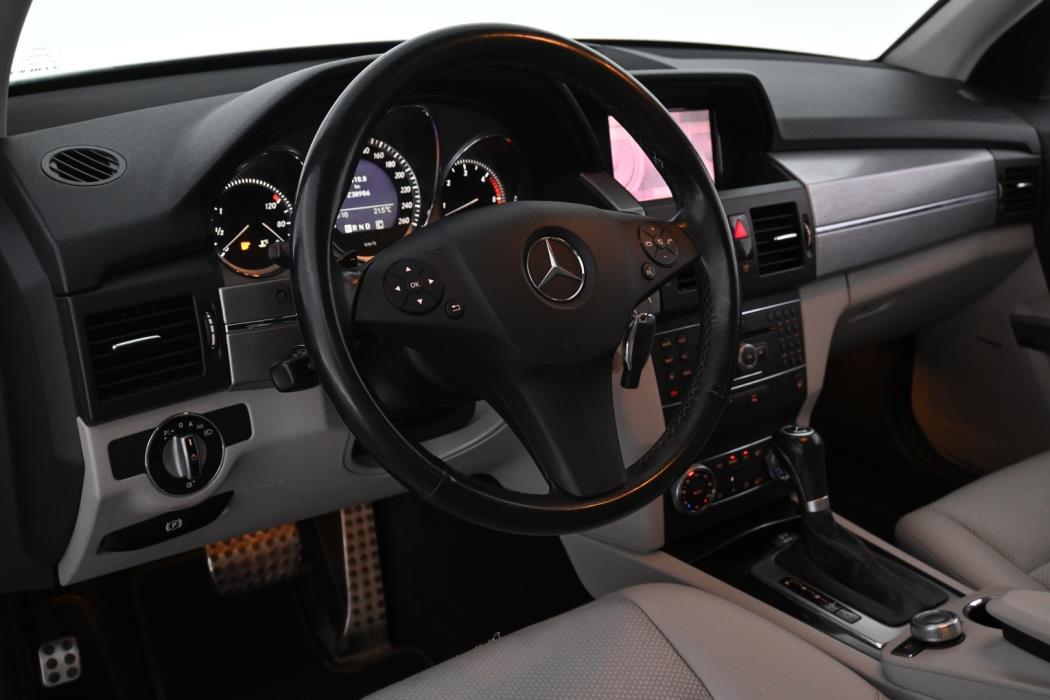 MERCEDES-BENZ GLK 2010