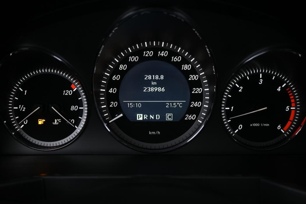 MERCEDES-BENZ GLK 2010