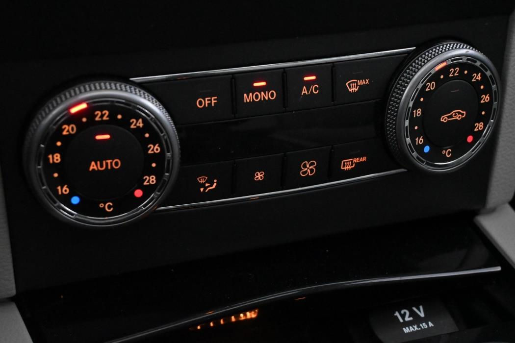 MERCEDES-BENZ GLK 2010