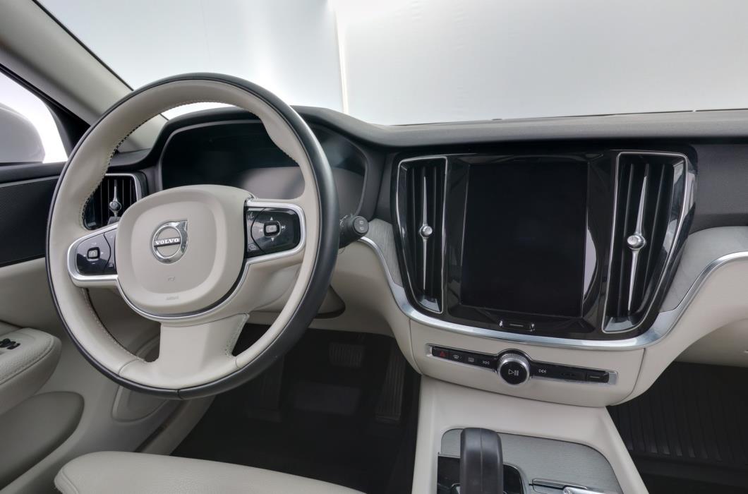 VOLVO V60 Cross Country 2022