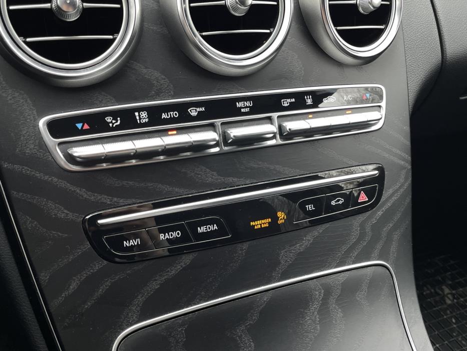 MERCEDES-BENZ C 2019