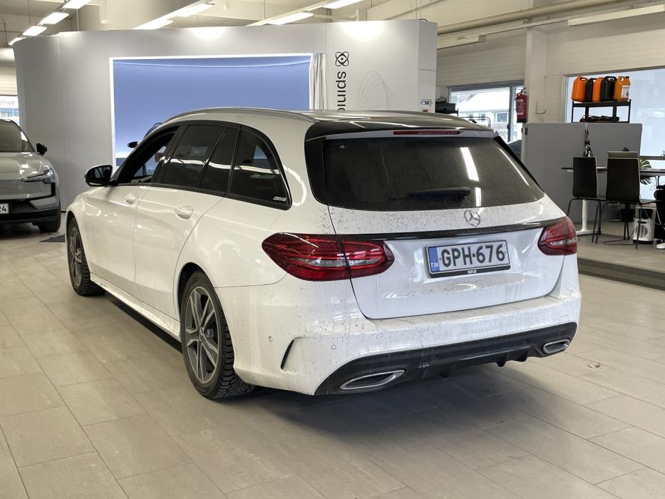 MERCEDES-BENZ C 2019