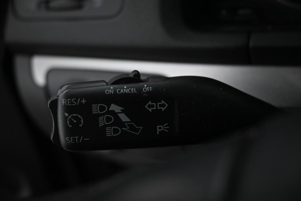 VOLKSWAGEN Jetta 2016