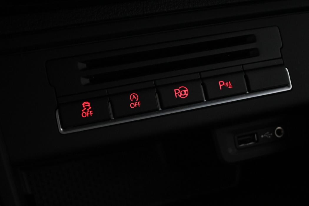 VOLKSWAGEN Tiguan 2016
