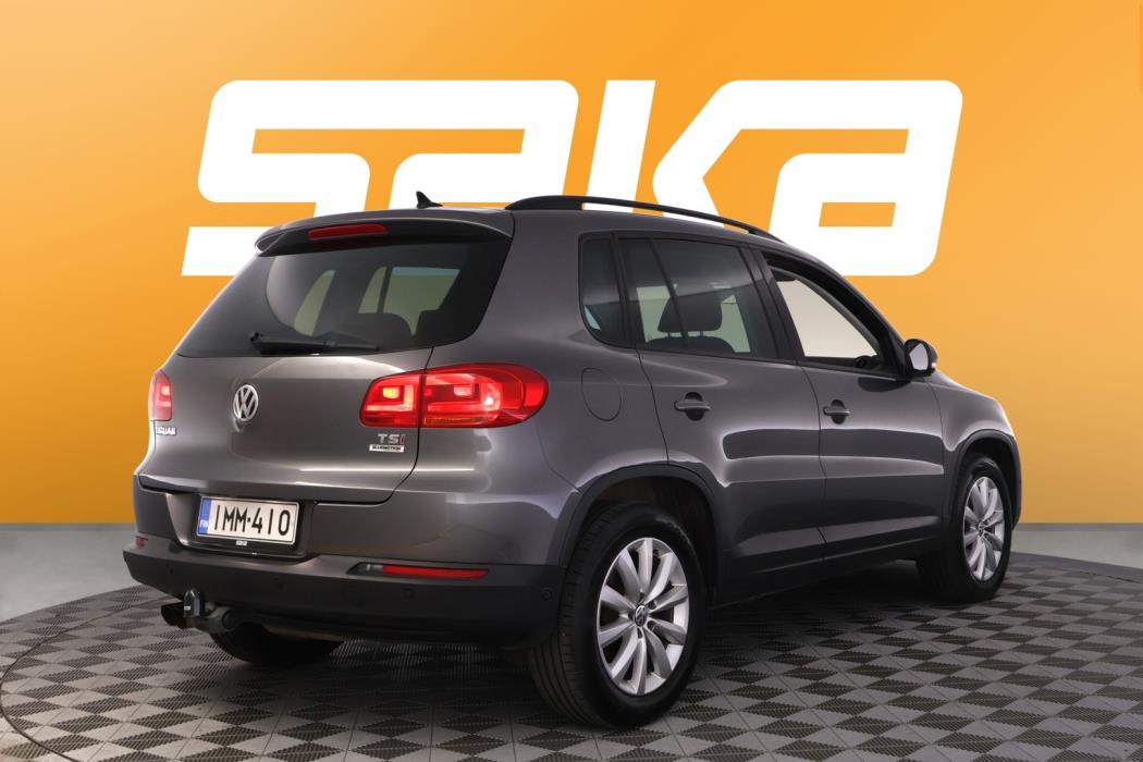 VOLKSWAGEN Tiguan 2016
