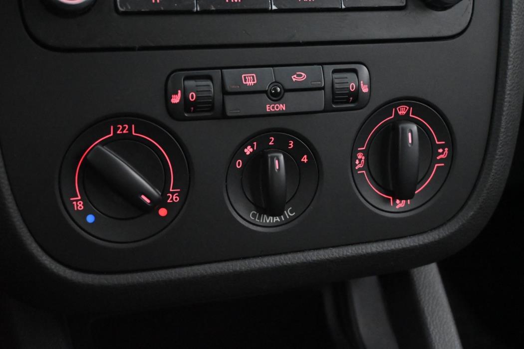 VOLKSWAGEN Golf 2007