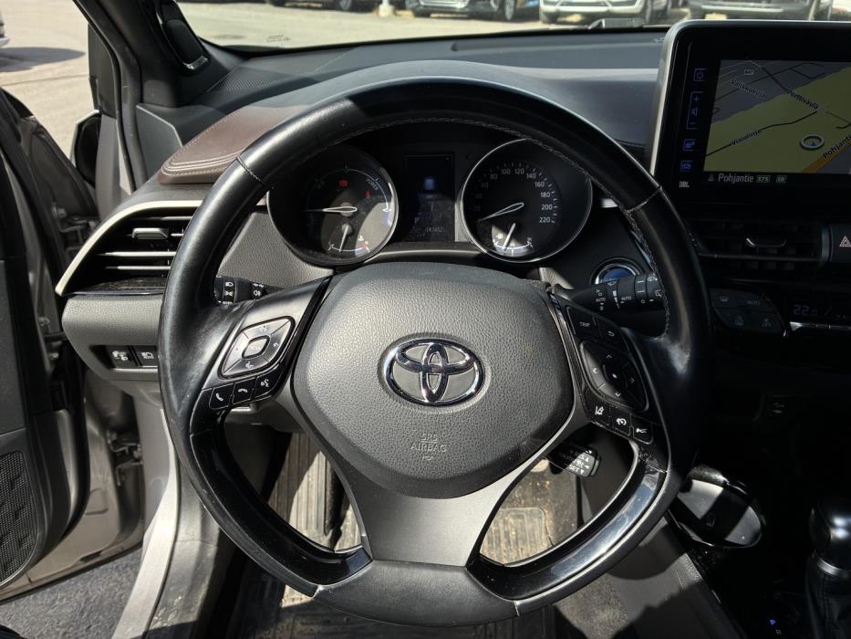 TOYOTA C-HR 2017