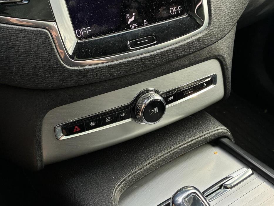 VOLVO XC90 2017